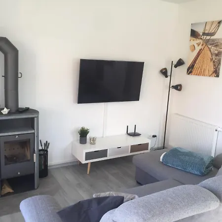 - Heimathafen Tossens Butjadingen