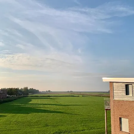 - Heimathafen Tossens *