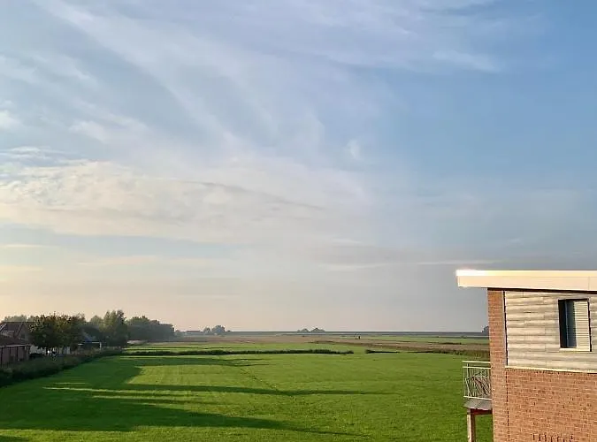 - Heimathafen Tossens *